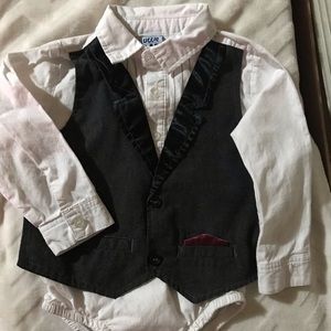Toddler tuxedo 2 pieces 24M